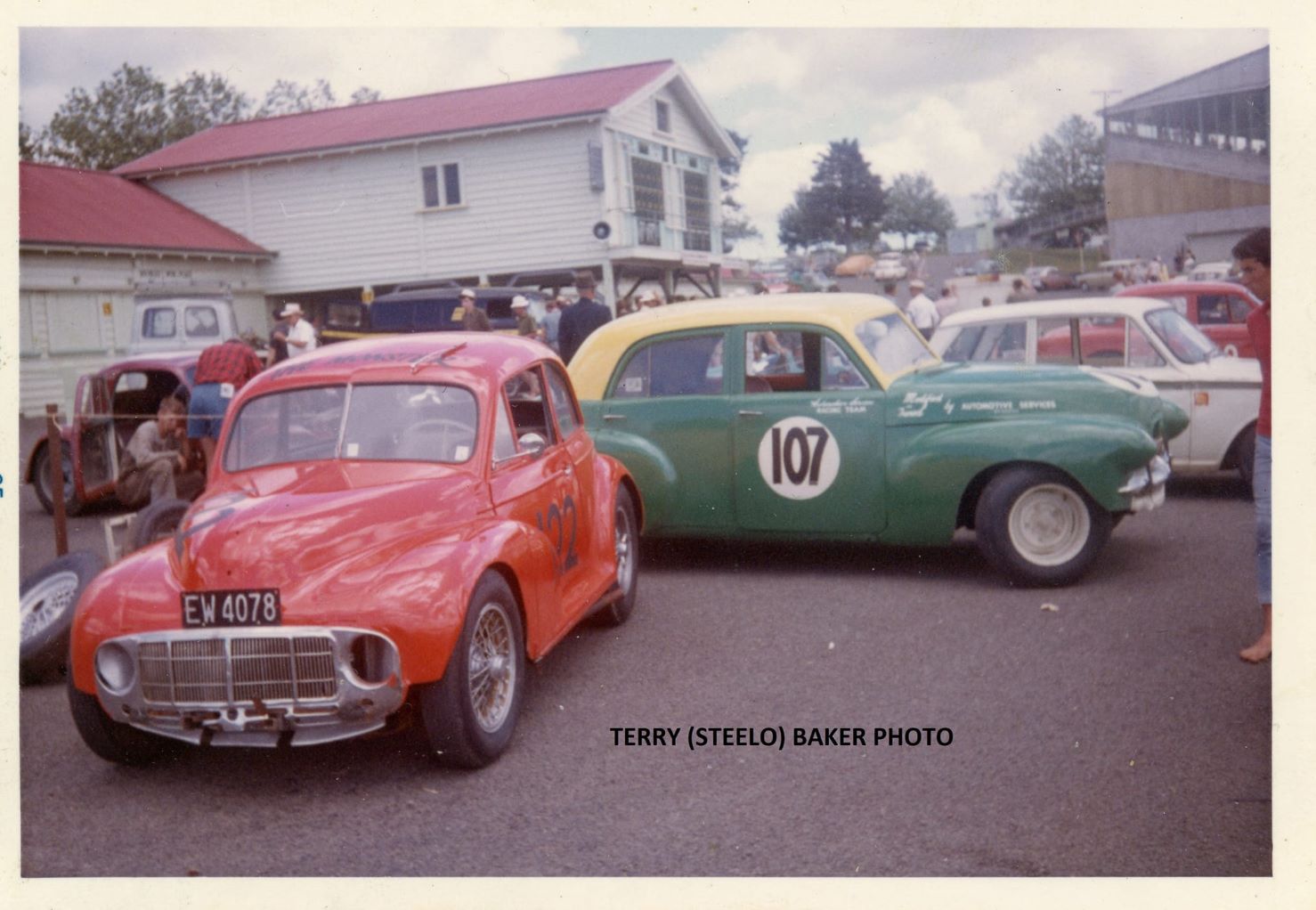 Name:  Pukekohe 1965 #038 Morrari and Grahame Harvey's FJ Holden 1965 NZGP 177kb arch J L Lawton photo .jpg
Views: 91
Size:  176.9 KB