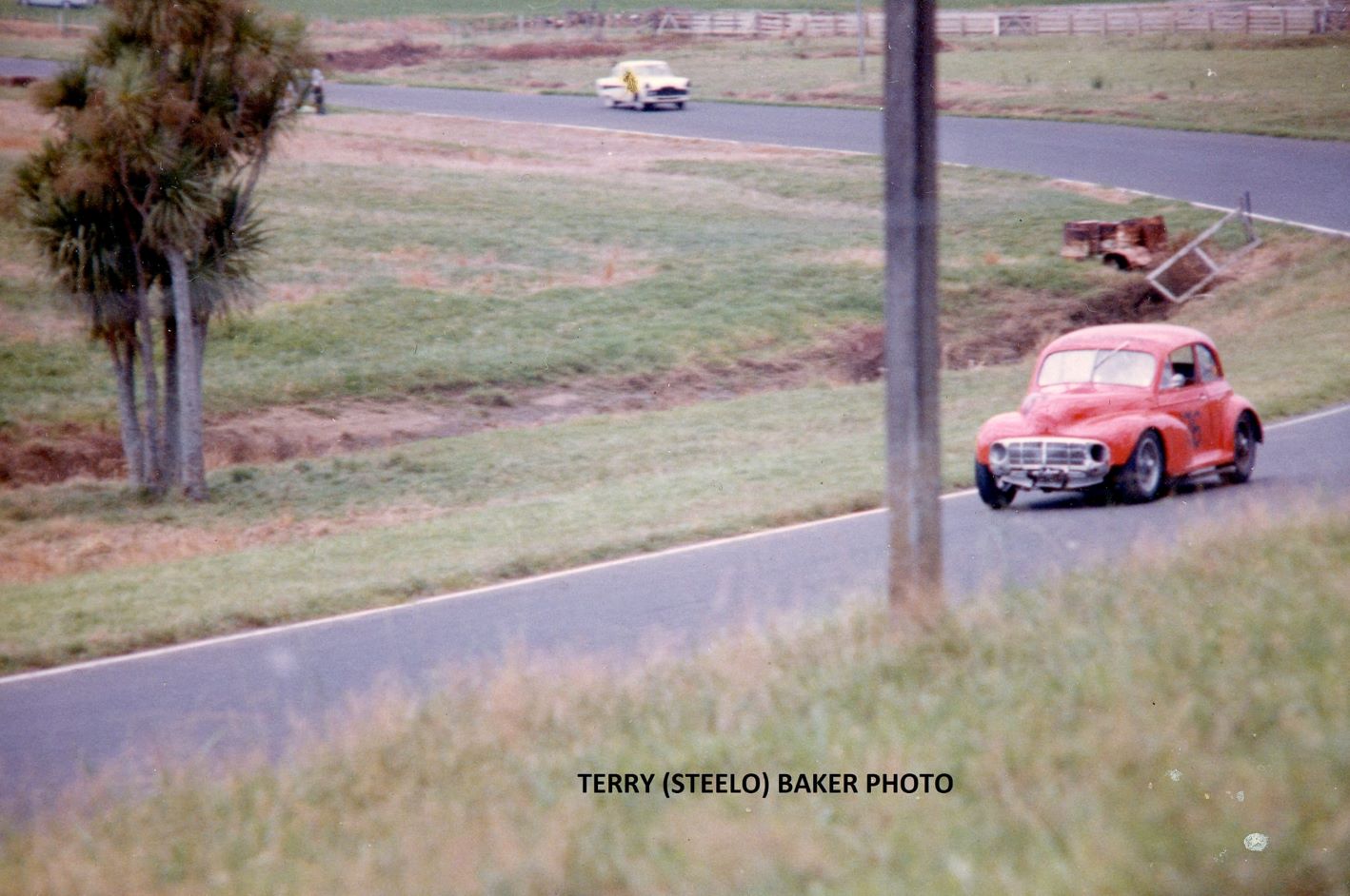 Name:  Pukekohe 1965 #039 Morrari coming over Rothmans 1965 NZGP 180kb arch J L Lawton photo Terry Stee.jpg
Views: 44
Size:  180.0 KB