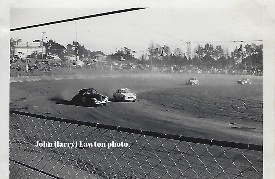 Name:  NSCC 1965 #321 1965 8 May Western Springs -Red Dawson Willys Corvette Jack Nazer Lotus Anglia Ke.jpg
Views: 124
Size:  76.8 KB