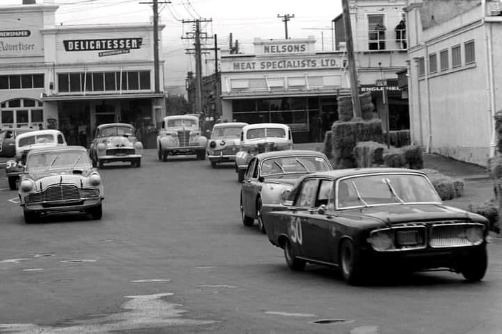 Name:  Waimate 1964 #030 Saloon race 1964 E Sprague Zephyr Jagaur Mk2 Zephyr Chev Coupes Holden FJ Euan.jpg
Views: 1031
Size:  179.8 KB