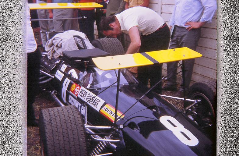 Name:  Piers Courage Pukekohe 1969 Brabham BT24 edited.JPG
Views: 2931
Size:  114.1 KB