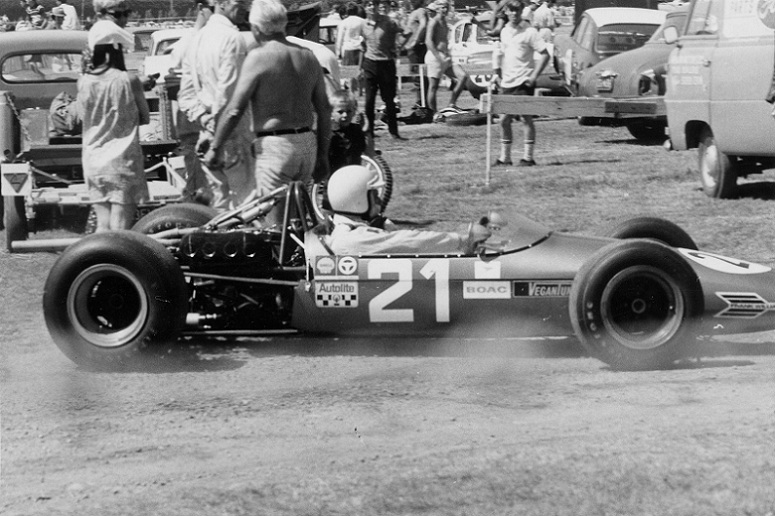Name:  Malcolm Guthrie, Brabham-Ford 1.5 - January 1969.JPG
Views: 1902
Size:  157.6 KB