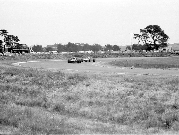 Name:  Graeme Lawrence, Ferrari at Cabbage Tree.jpg
Views: 1480
Size:  156.6 KB